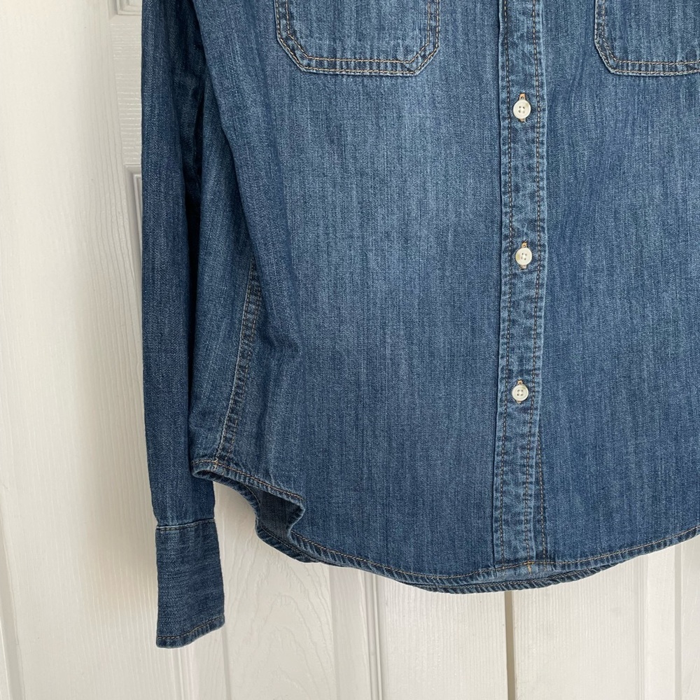 NWOT Universal Thread 100% cotton chambray button front long sleeve shirt - Picture 3 of 7